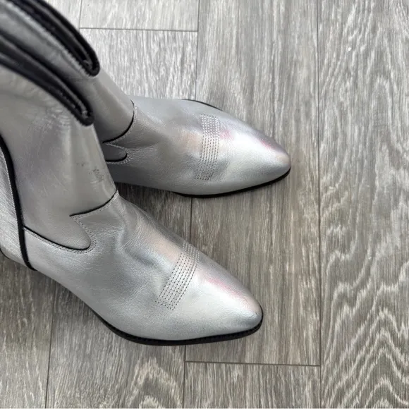 FREE PEOPLE Borderline Western Silver Boots 37