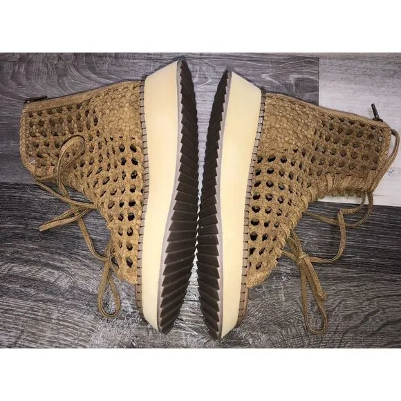 Free People‎ Luca Lace Up Sandals Women's 7 Woven Suede Tan Gladiator NIB