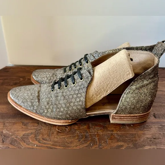 Free People Lucca Oxford Slip On Metallic Shoes Size 39 US 8.5-9