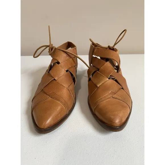 Free People Sandals Women Size 8.5 Destino Brown Woven Leather Flats Lace-Up