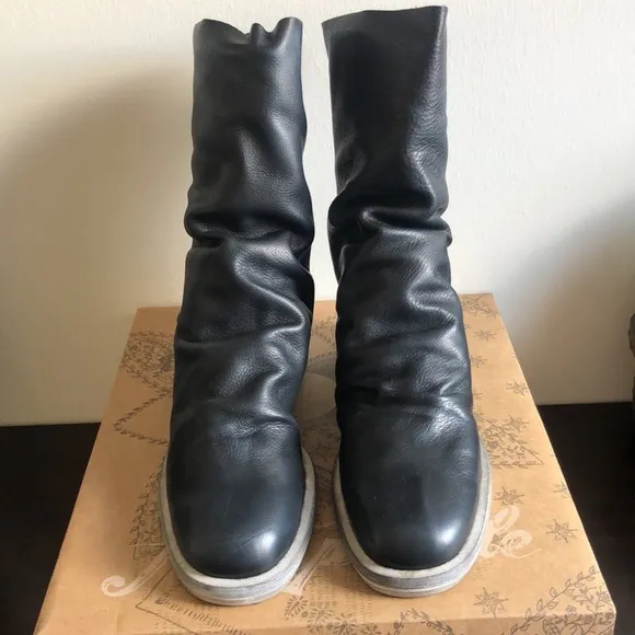 Free People Sutton Tight Slouch Black Leather Boots Stacked Heel 39 9 EUC!