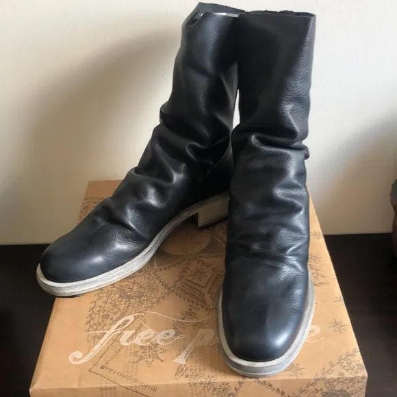 Free People Sutton Tight Slouch Black Leather Boots Stacked Heel 39 9 EUC!