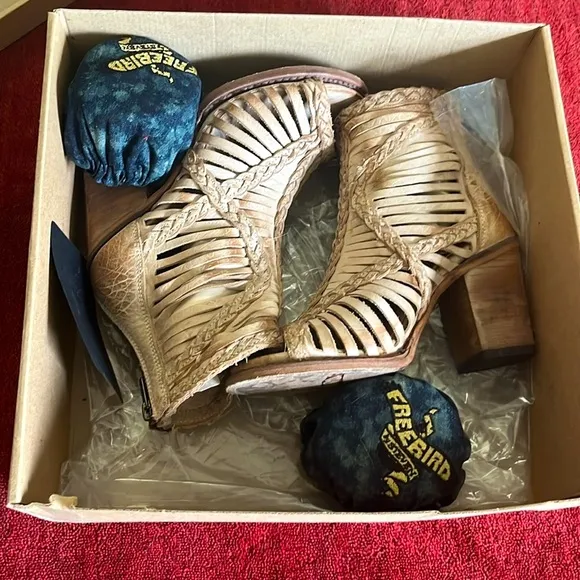 Freebird by Steven| Bela Sandal/Bootie |