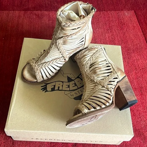 Freebird by Steven| Bela Sandal/Bootie |