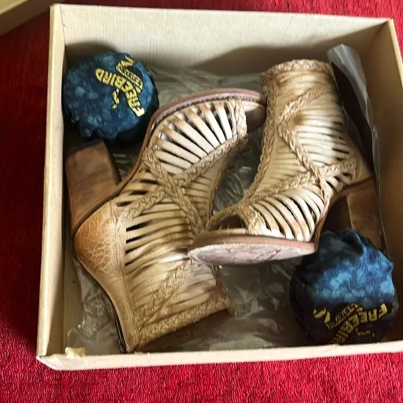Freebird by Steven| Bela Sandal/Bootie |