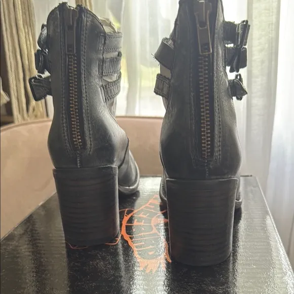 Freebird by Steven Randi Stylish Black Women's Booties