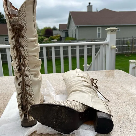 Freebird Jules white sz 9