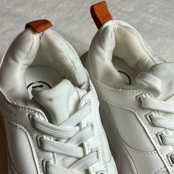 French connection Riley Sneakers/Shoes Sz 7 White Orange Low top Lace up