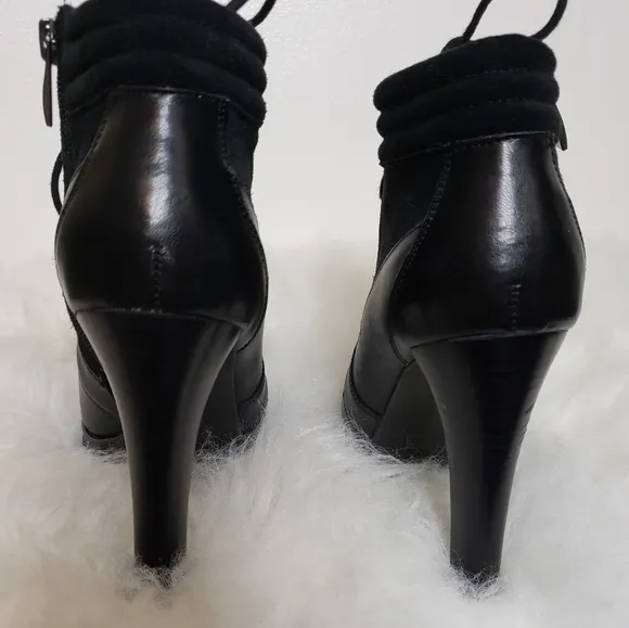 French Connection Sarina Lace Up Bootie Leather Ankle Padded Boots Mobwife Gloss