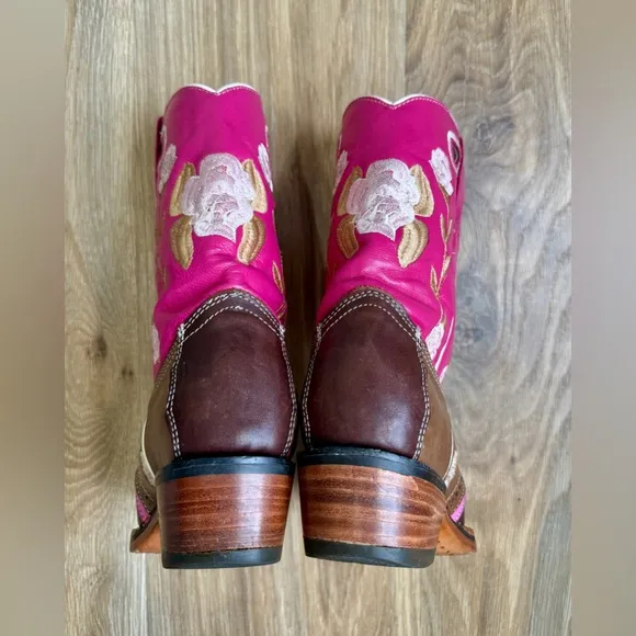 Frontex Mexican boots pink with floral embroidery cowgirl western Size 4 EUC