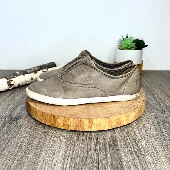 *FRYE | Mindy Slip-On Leather Sneaker Shoes in Tan Brown Size 9.5