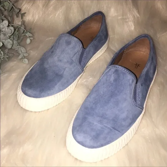 FRYE Sz 6 Camille Blue Ivy Suede Slip-On Shoes/Sneaker