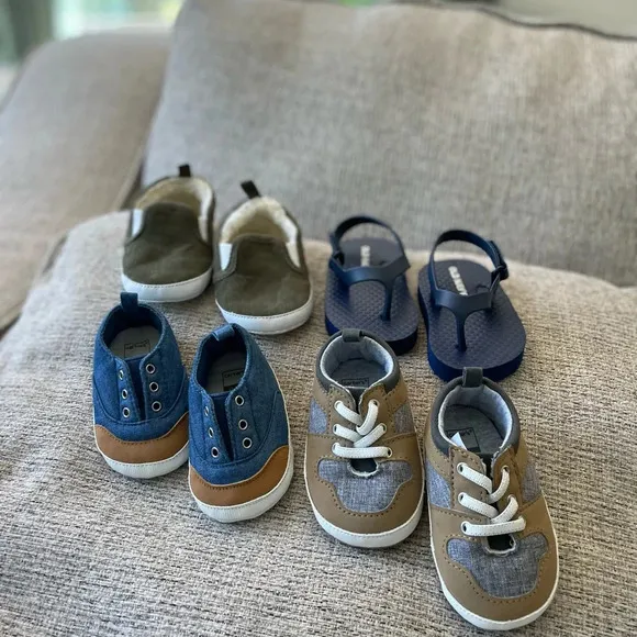 Gap, Carter’s, &amp; Old Navy - Baby Boy Shoe Lot - Mixed Sizes - EUC!