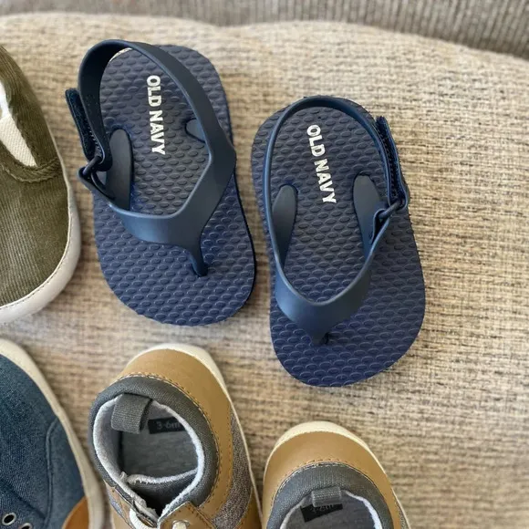 Gap, Carter’s, &amp; Old Navy - Baby Boy Shoe Lot - Mixed Sizes - EUC!