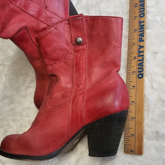 GB Gianni Bini Red Leather Upper Made in Brazil Women's Boots Size 6.5 M.