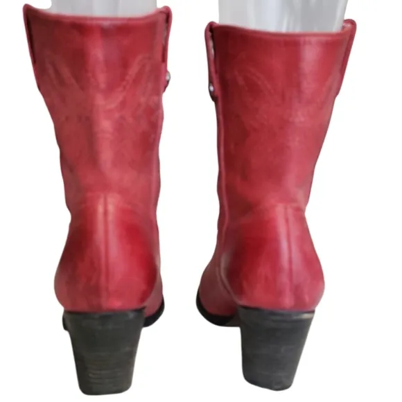GB Gianni Bini Red Leather Upper Made in Brazil Women's Boots Size 6.5 M.