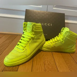 GENTLY USED AUTHENTIC GUCCI CALFSKIN CODA HIGH TOP NEON SNEAKERS SIZE 37.5/7.5