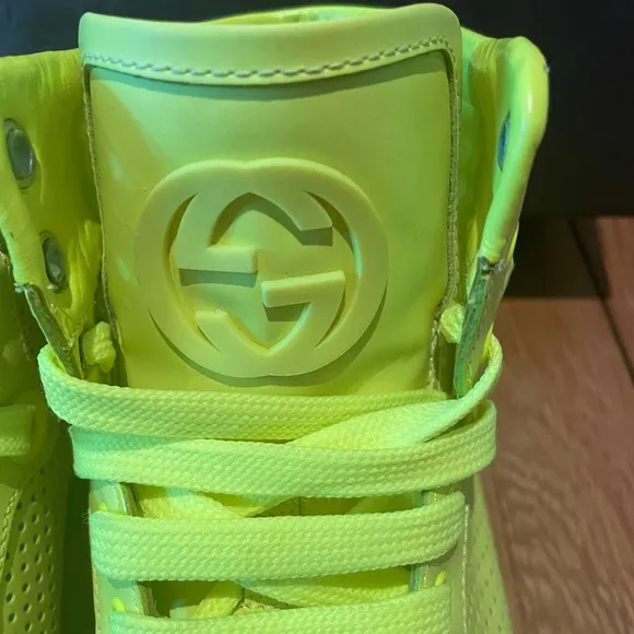 GENTLY USED AUTHENTIC GUCCI CALFSKIN CODA HIGH TOP NEON SNEAKERS SIZE 37.5/7.5