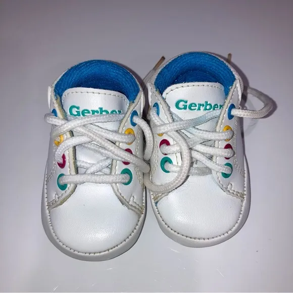 Gerber Vintage Crib Shoes / Slip Guard / Infant shoes 1980’s approx size 0‎