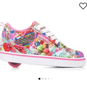 Girls Heelys Little Kid (Sz 8) and Big Kid (Sz 9) Pro 20 Print Sneakers • NWT!