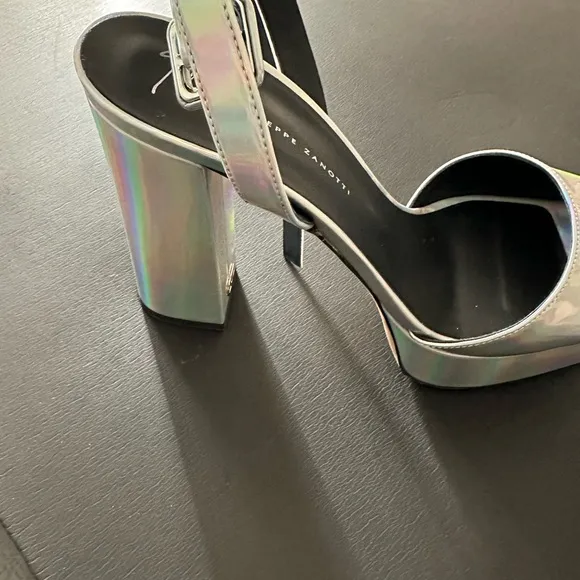 Giuseppe zanotti platform shoes .EXCELLENT condition.US 9 -9.5