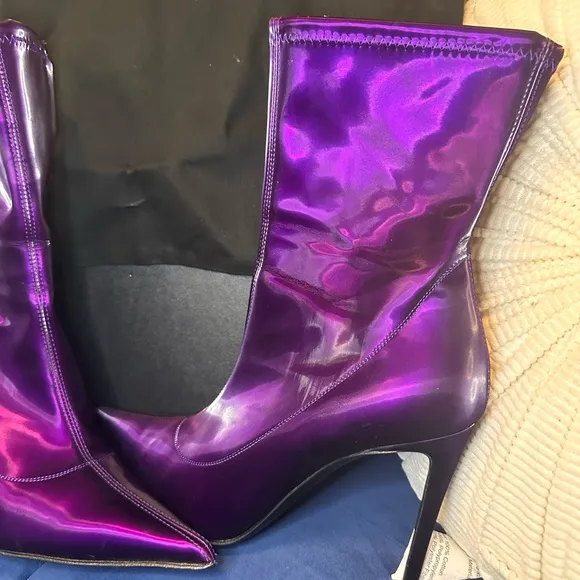 Giuseppe Zanotti Purple Heeled Boots Sleek Silhouette