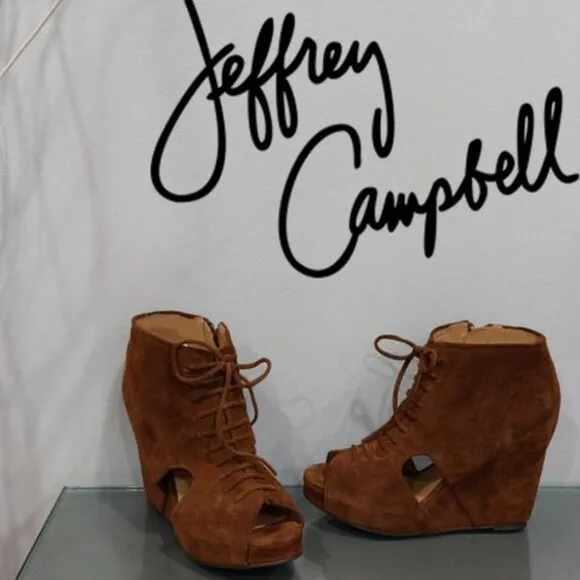 💋GORGEOUS VTG BOHO CHIC💋 Mary Roks Perforated Suede Wedge Bootie in Cognac
