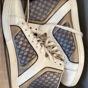 Gucci High-Top Shoes