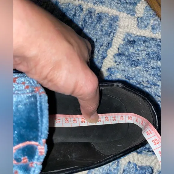 Gucci Velvet shoes