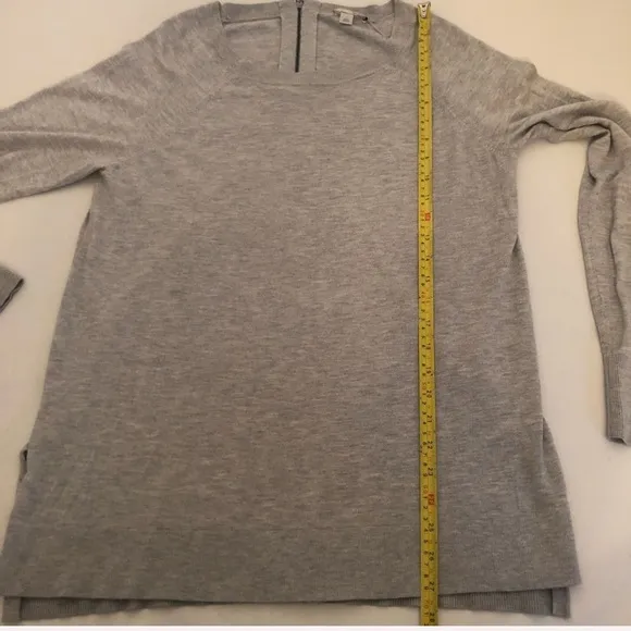 Halogen gray cashmere blend zip back tunic sweater