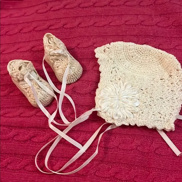 Handmade baby bonnet and shoes