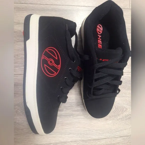 HEELYS Unisex-Child Low-top Trainers- Lightly used - Sz 7