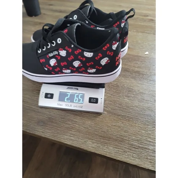 Hello Kitty Heelys Pro 20 Womens 8 Black White Red Shoes