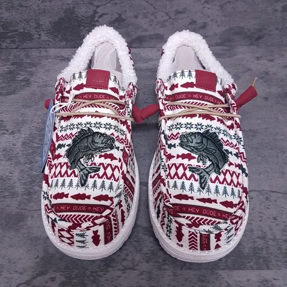 HEY DUDE Wally Merry Fishmas Sweater Slip On Loafer Shoes Mens Size 13 Red Green
