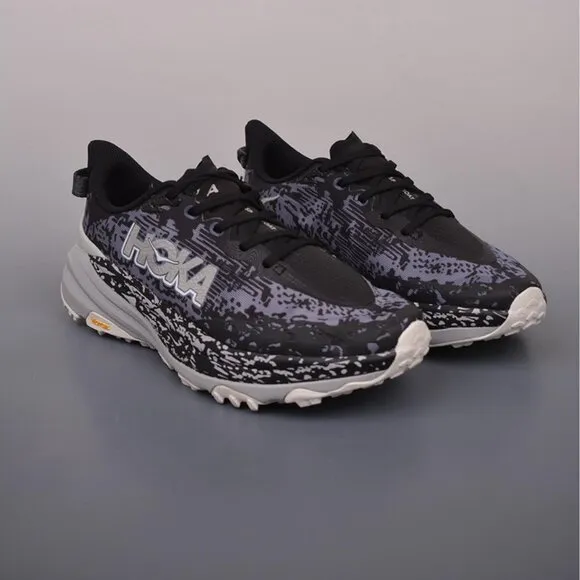 Hoka One One M Speedgoat 6 Low Top Running Shoes