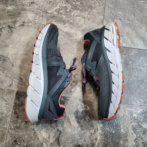 Hoka One One Gavoita 2 Running Shoe Coral /Gray Woman's 6.5