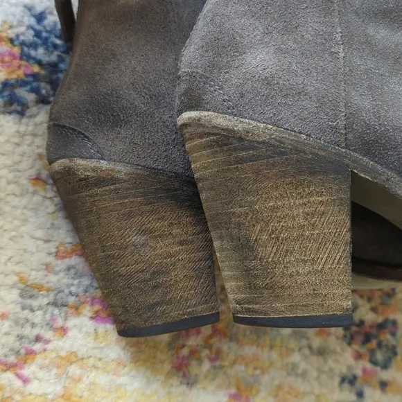 Hoss Intropia Classic Suede Leather Round Toe Block Heel Ankle Booties Gray 38