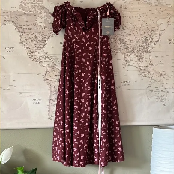 House of CB ‘Lauren’ Wine Floral Strapless Midi Dress NWOT