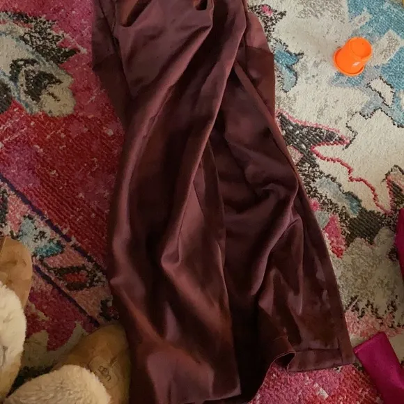 HOUSE OF CB / Rhoda Off the Shoulder Corset Dress brown raisin satin XS