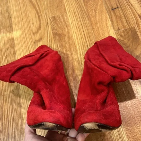 Iceberg vintage red suede slouchy gold stud ankle boots size 37 reptile heel
