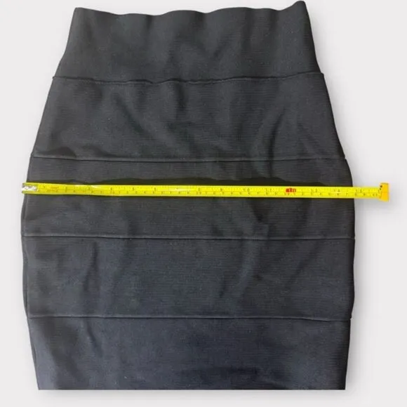 ICÔNE by SIMONS black bodycon bandage pencil skirt stretchy midi size S