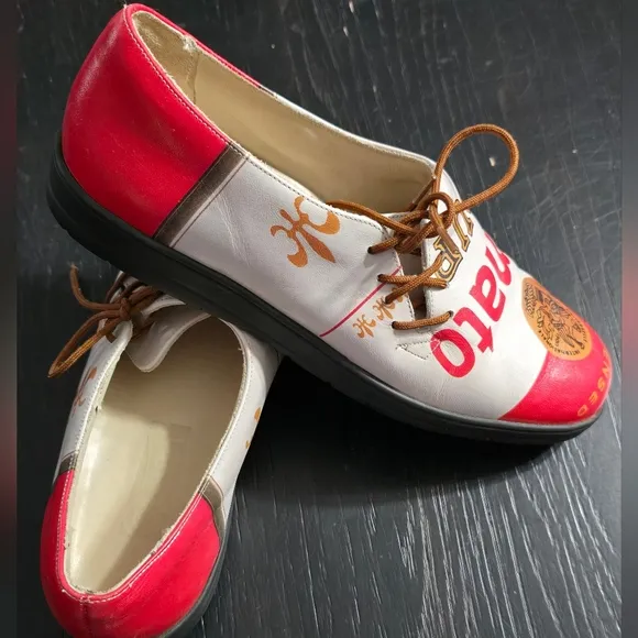 Icon Andy Warhol Campbells Tomato Soup Shoes Womens 6.5 M Vintage