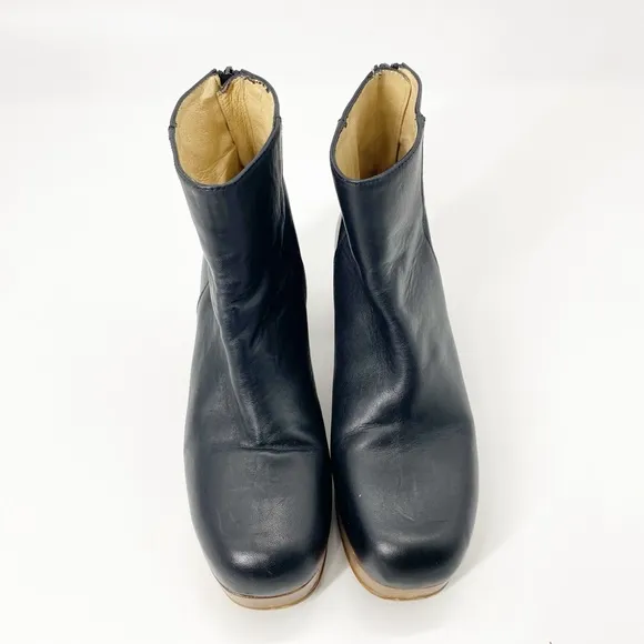 Intentionally Blank Women’s Speed Platform Boots Sz 40/10 Black Leather