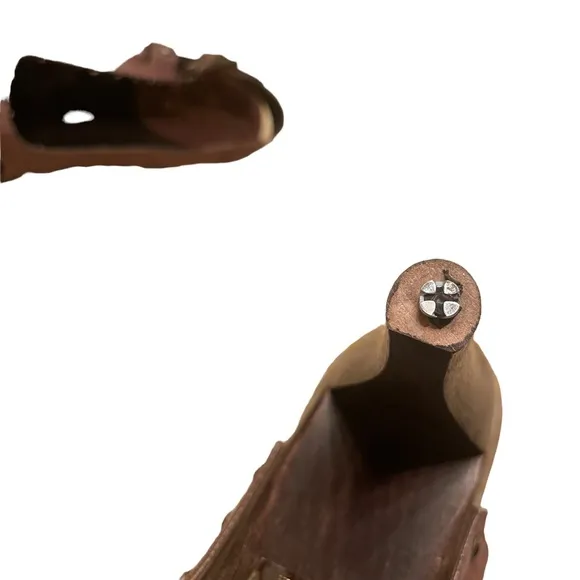 Isabella Fiore Brown Leather Shoes with Studs and rhinestones