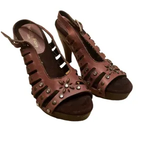 Isabella Fiore Brown Leather Shoes with Studs and rhinestones
