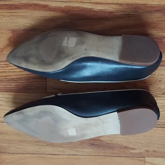 J. Crew Black Pointed Toe Leather Loafers With White Piping Detail Size 8 EUC