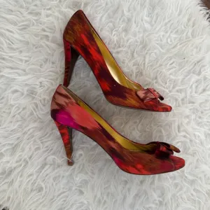 J.CREW peep toe bow heels in orange brown magenta painterly pattern Size 10 rare