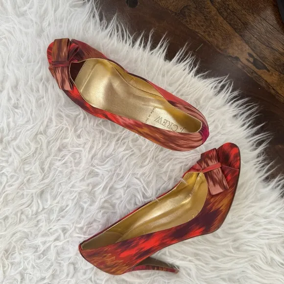 J.CREW peep toe bow heels in orange brown magenta painterly pattern Size 10 rare