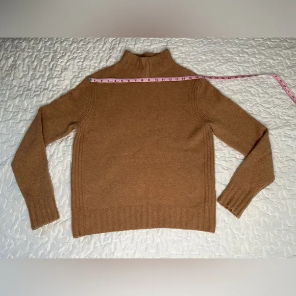 J.Crew Wool Alpaca Blend Turtleneck Sweater Classic Minimalist Neutral Chic Med