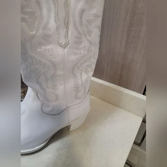 Jeffrey Campbell Dagget Boots White Beyonce Concert Size 11